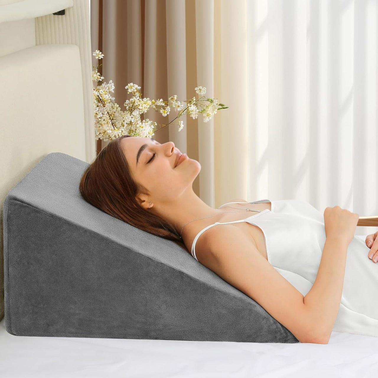CUSHIO Bed Wedge Pillow | Memory Foam & High Resilience Foam | Wedge Pillow for Back Support, Acid Reflux (Grey)